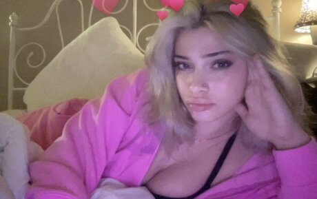 Lola Visage hd actress photo