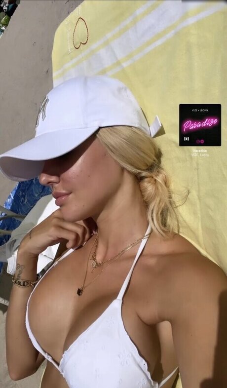 Gerda Lewis star nude pic