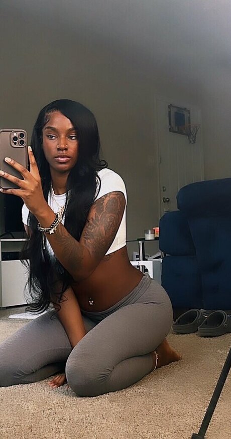 lauryntierre perfect pornstar pic