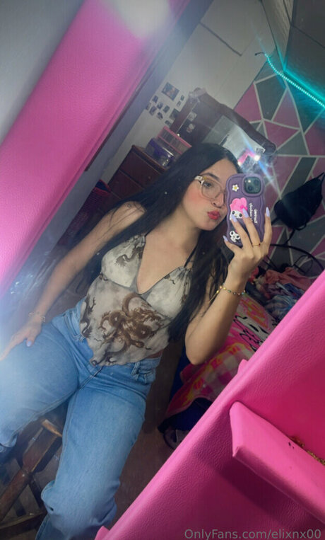 Elixnx00 actress pics