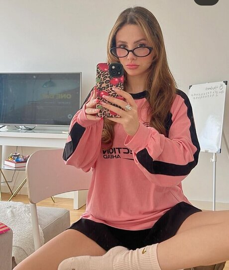 zeybik pornstar nice pic