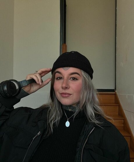 divinement bon star naked pics