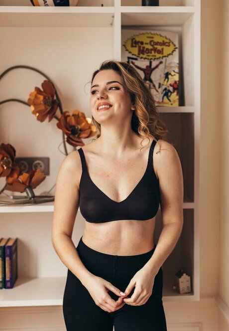 Louise Aubery star free image