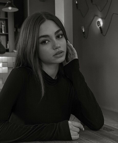 Sofia Chernasova xxx actress pic