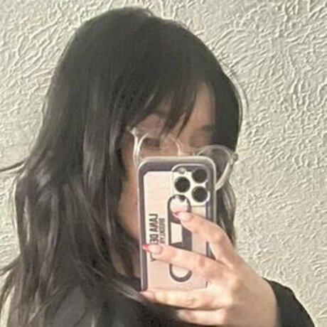 prettyalchemist high quality model pic