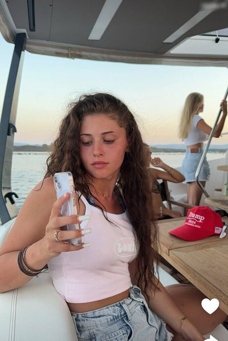 Alysa Ruppert nude pornstar picture