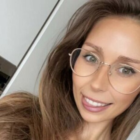 Eloise Head free pornstar archive