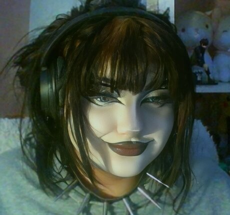 Bigtiddyash adult model image