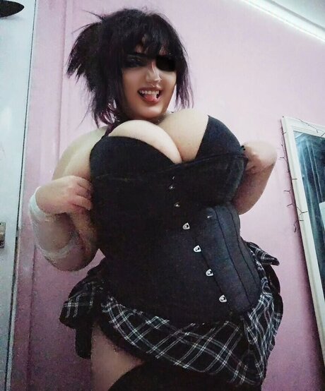 Bigtiddyash pretty pornstar pics