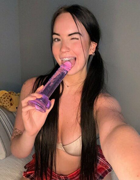 Julialuvmae sexy star photo