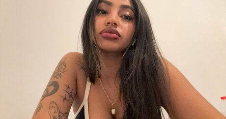 Fionee sexy star photo