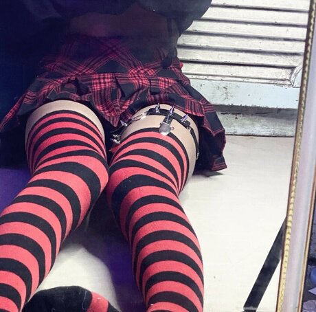 zems3lling model nudes pics