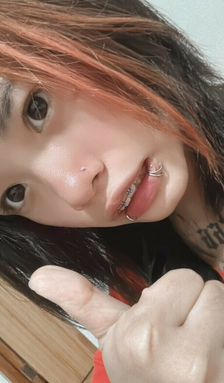 zems3lling exclusive pornstar photo