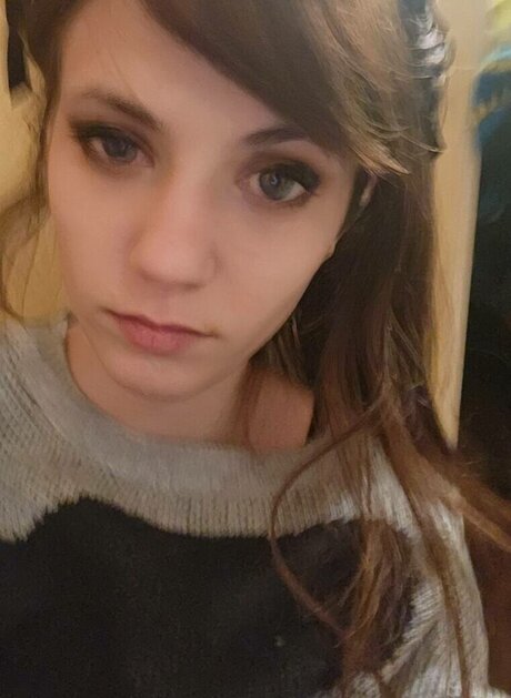 Ariel Harris free model archive