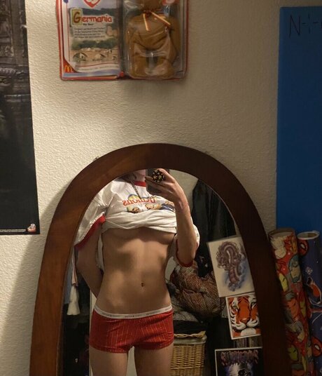 intrnlbleedin naked star archive