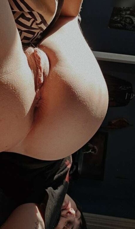 Sinful bb brat hd actress img