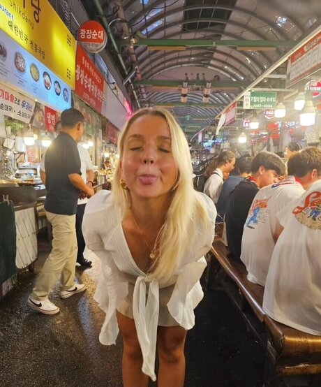 Joana Link nice pornstar image