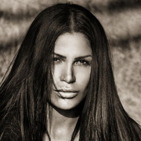 Roaya Soraya perfect model galleries