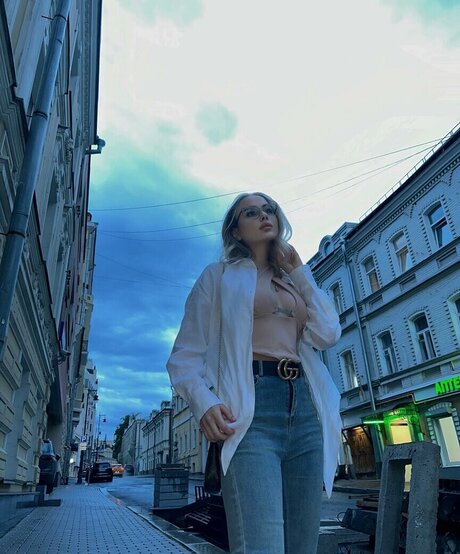 GloriaMatvien star sex images