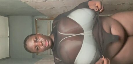 Busty Vivian star pornographic pics