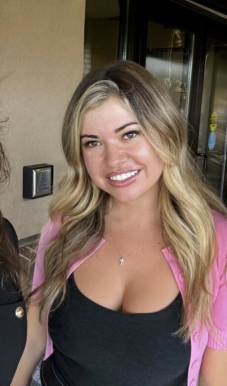 Natalie Winters pornstar art pics