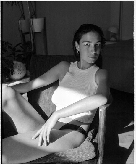 Polina Nelen star exclusive pics