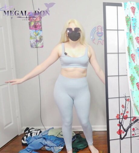 MegalodonVT nude star image