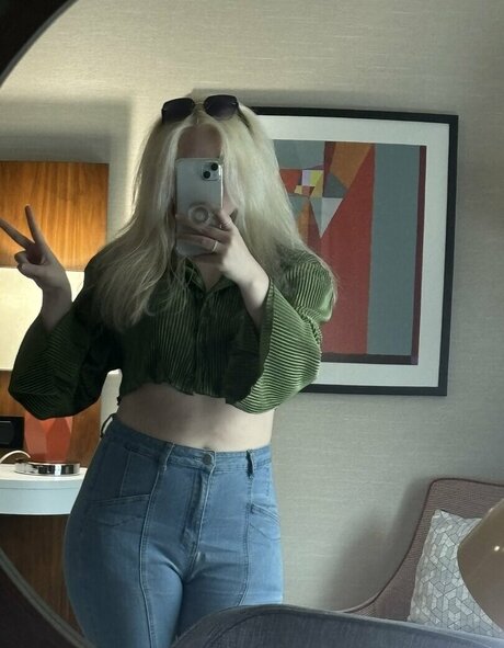 MegalodonVT pornstar hd pics