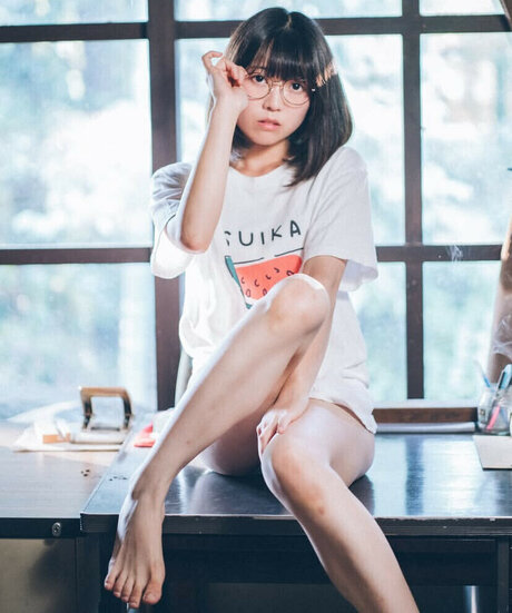 Mya East model naked pics