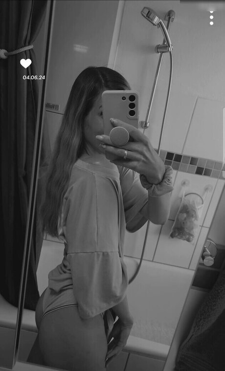 gym shower onlyfans beautiful naked photos