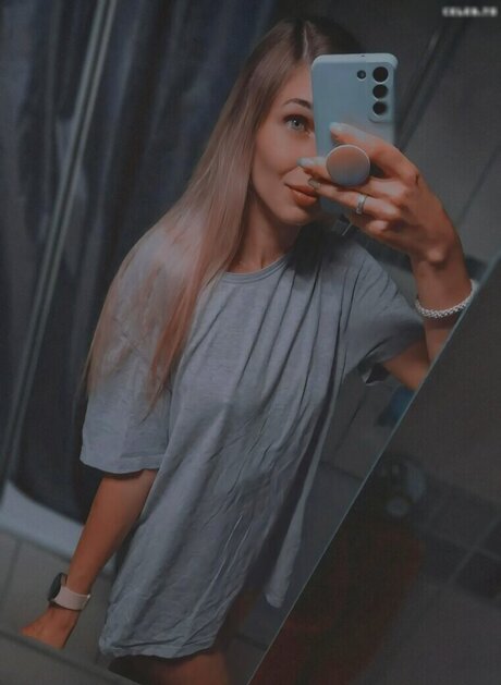 lingerie milf onlyfans naked image