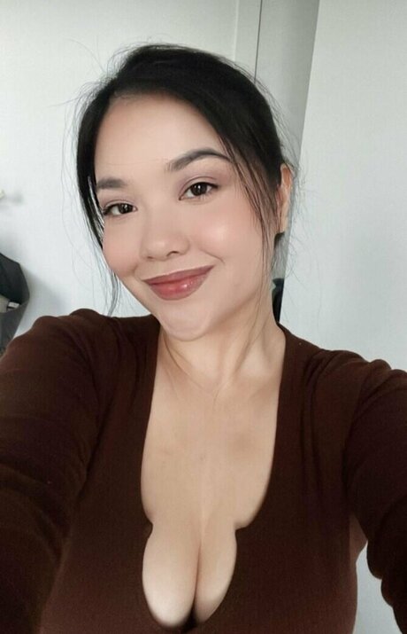 Sonia Elsie ASMR pornstar sex picture