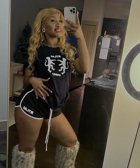 Thefricanbeauty perfect star photos