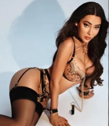 TS Aliyah Rose star art image