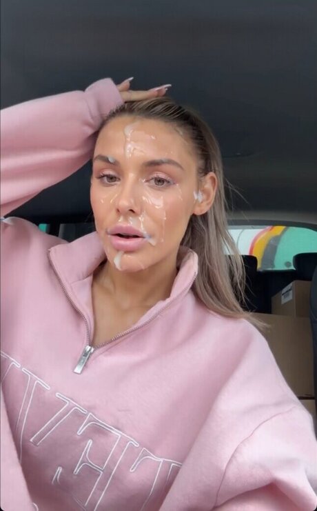 Facialize Me sexy pornstar images