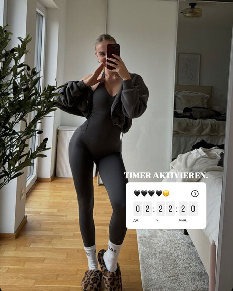 Lina D ren erotic pornstar pic