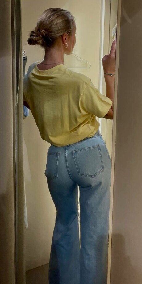 lesbian fuck onlyfans sexy xxx img