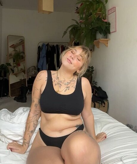 Viky kid art model galleries