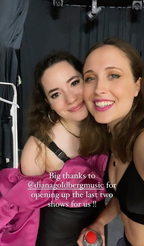 Alice Merton model nice picture