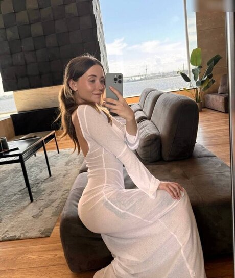 itsrealellie naked star archive