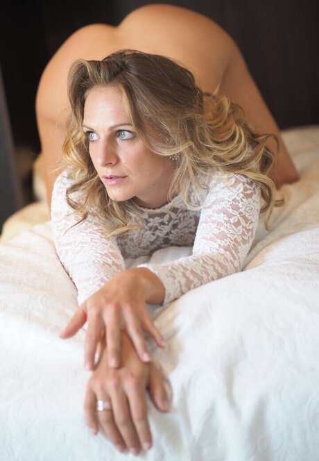 18 asian onlyfans art nude pic