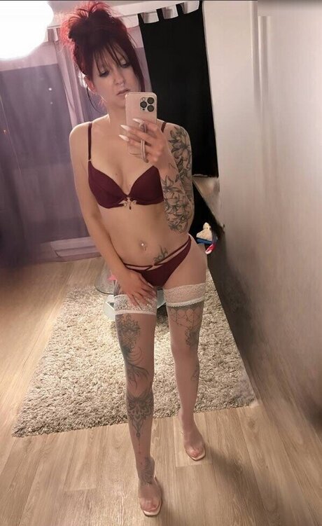 Nicole Anna porn actress archive