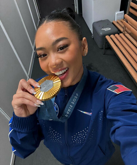 Suni Lee pornstar high quality pic