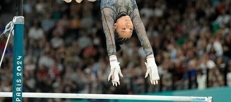 Suni Lee exclusive model pic