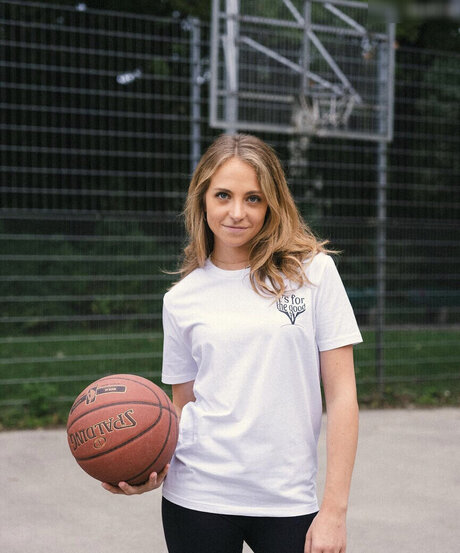 Alina Sophie Holst star exclusive picture