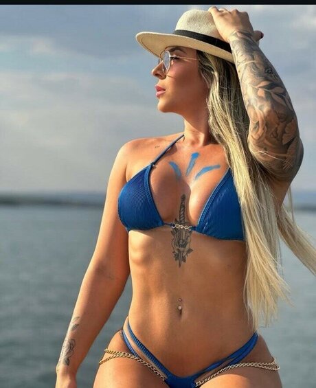 Iamleeandra porn model gallery