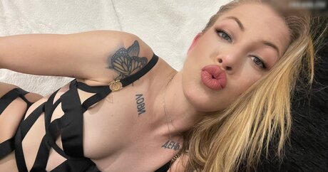 Leah Luv nudes star galleries