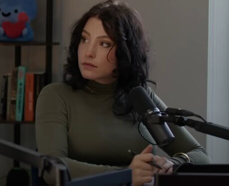 Notsoerudite sexy model img