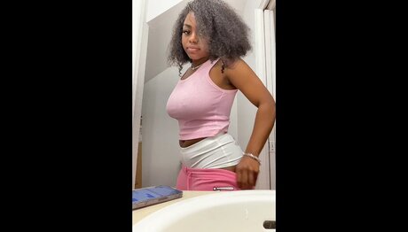 Colormebarbiee adult model img