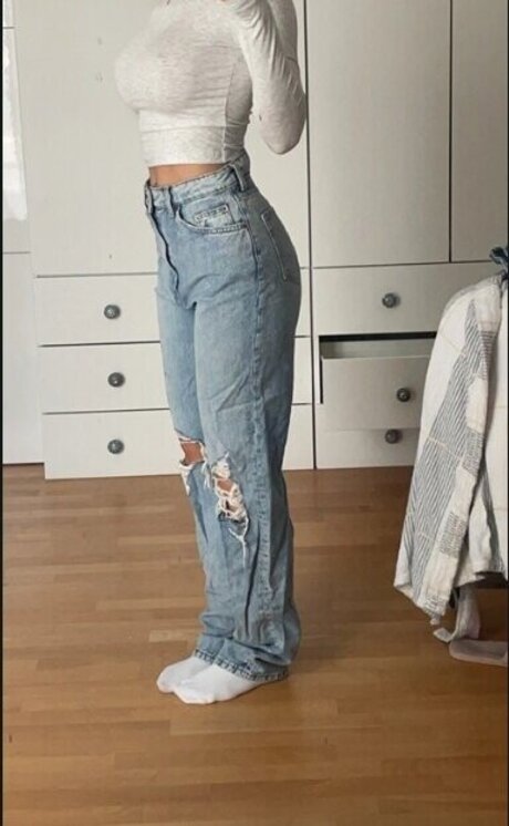 outside onlyfans free photo